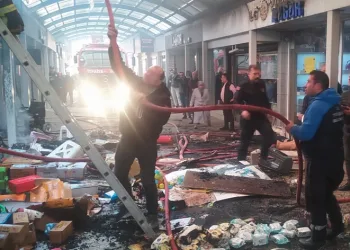 Yenişehir İstiklal Caddesinde yangın çıktı