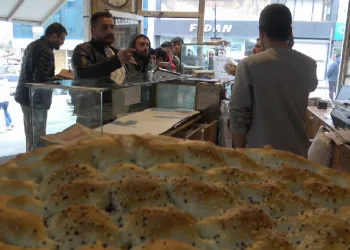 Aksaray’da iftara dakikalar kala tatlı telaş