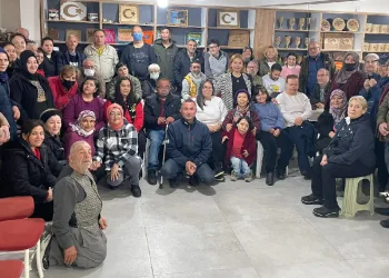 Ayvalık’tan Başkan Özlemiş’e güvenoyu