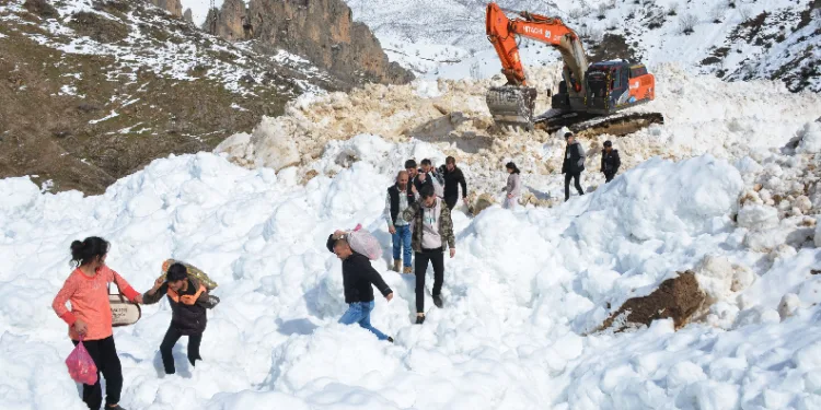 Şırnak’ta öğrencilerin çığlı okul yolu
