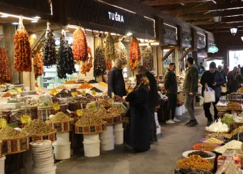Tarihi Kapalı Çarşı’da Ramazan bereketi
