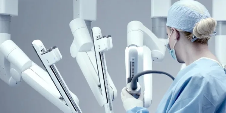 Kolon kanserine robotik çözüm