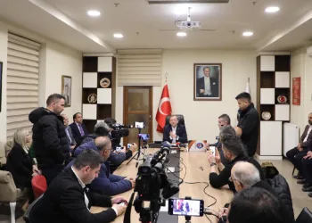 Kars Valisi Ziya Polat, basınla buluştu