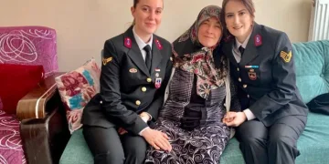 Jandarmadan şehit annesine ziyaret