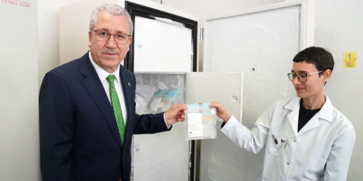 Uzayda yetişen ilk bitki  Ege Üniversitesine ulaştı