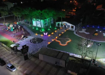 Balıkesirli gençler halk oyunları yarışmasına hazırlanıyorlar