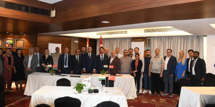 Halıcılar Hindistan’da yeni başarılar istiyor