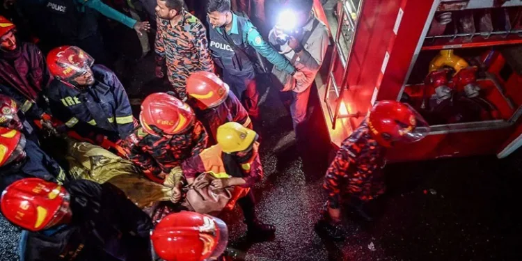 Bangladeş’te restoranda yangın: 43 ölü