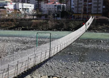 Karadeniz’in en uzun asma köprüleri