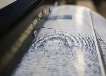 İran’da 5.6 büyüklüğünde deprem