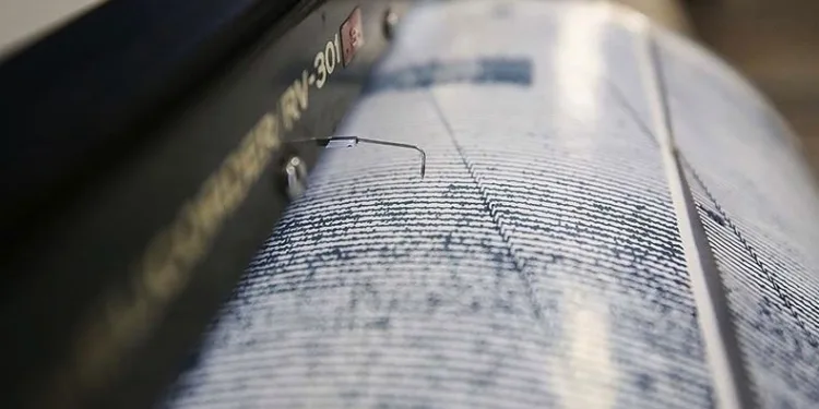 İran’da 5.6 büyüklüğünde deprem