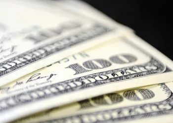 Dolar 32,20 seviyesinde