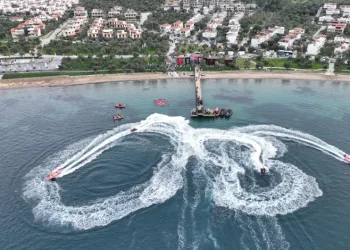 Türkiye’nin ilk dalış köyü açıldı
