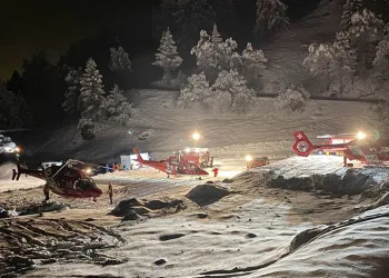 Kaybolan kayakçılardan 5’i ölü bulundu