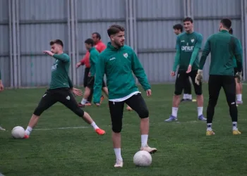 Bursaspor’da Kırşehir FSK maçı hazırlıkları devam ediyor