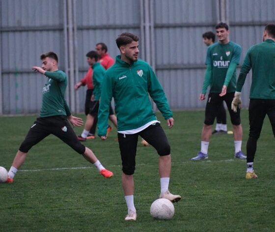 Bursaspor’da Kırşehir FSK maçı hazırlıkları devam ediyor
