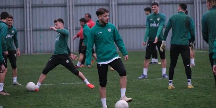 Bursaspor’da Kırşehir FSK maçı hazırlıkları devam ediyor