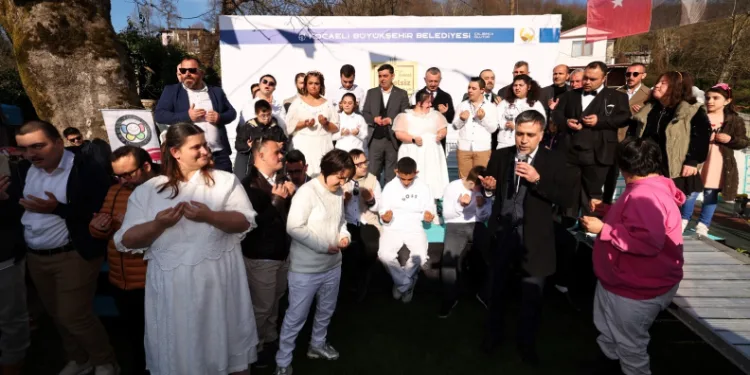 Artık özel bireylerin köyü var