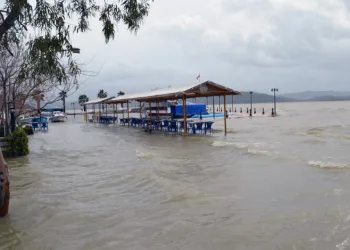 Sel, dolu ve fırtına uyarısı