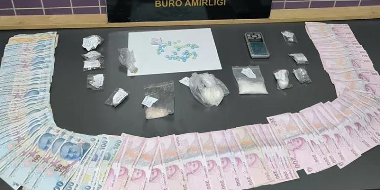 Bursa’da aracında uyuşturucu bulunan şüpheli gözaltına alındı