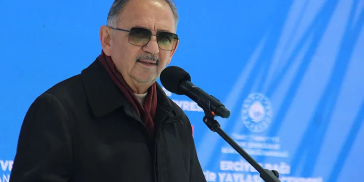 “İstanbul’u dönüştürmeye gayret edeceğiz”