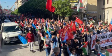 Binlerce İnegöllü Gazze için yürüdü