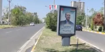 Erbil’de Cumhurbaşkanı Erdoğan’ın ziyareti öncesi caddelere Türk bayrağı asıldı