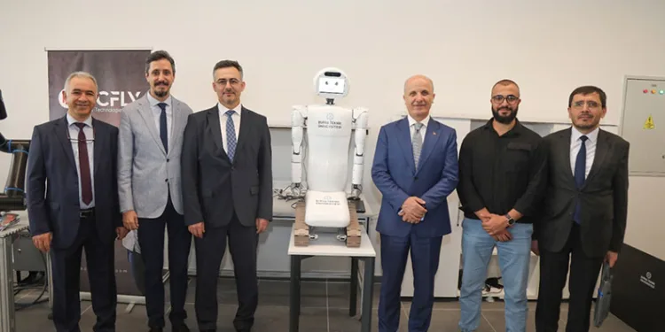 YÖK Başkanı’ndan BTÜ Robot Merkezine tam not