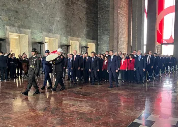 Devlet erkanı Anıtkabir’de