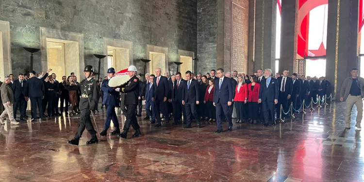 Devlet erkanı Anıtkabir’de