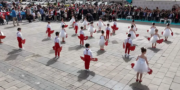 Kırıkkale’de 23 Nisan coşkuyla kutlandı