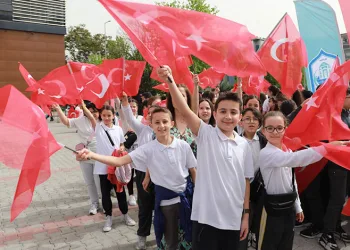 23 Nisan Bayramı Bursa’da coşkuyla kutlandı