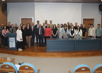 BUÜ’de tez yazımı ve atıfların önemi konuşuldu