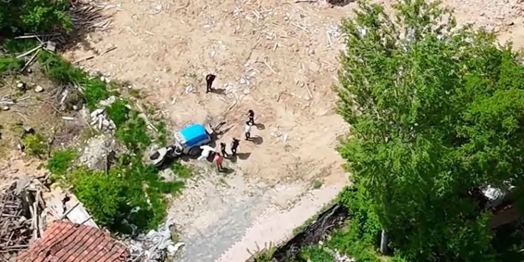 Çalınan iş makinesi dron ile bulundu