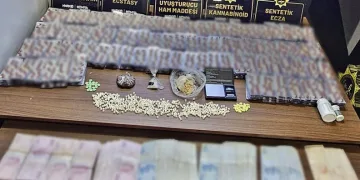 Konya’da on binlerce uyuşturucu hap ele geçirildi: 4 tutuklama