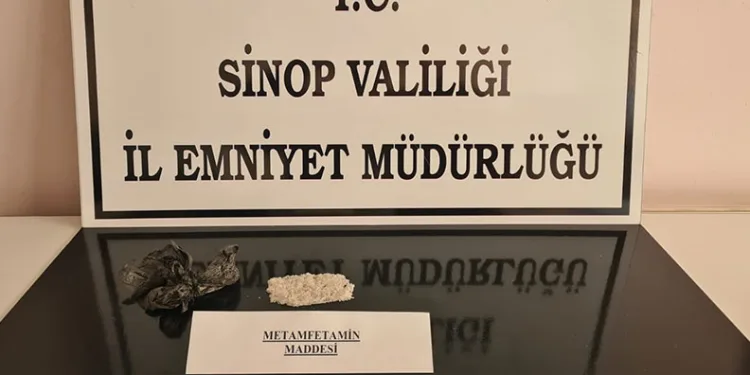 Şüpheli şahsın üzerinden uyuşturucu çıktı