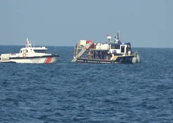 Kayıp mürettebata ait olduğu tahmin edilen ceset bulundu