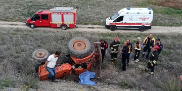 Şarampole devrilen traktörün altında kalan sürücü öldü
