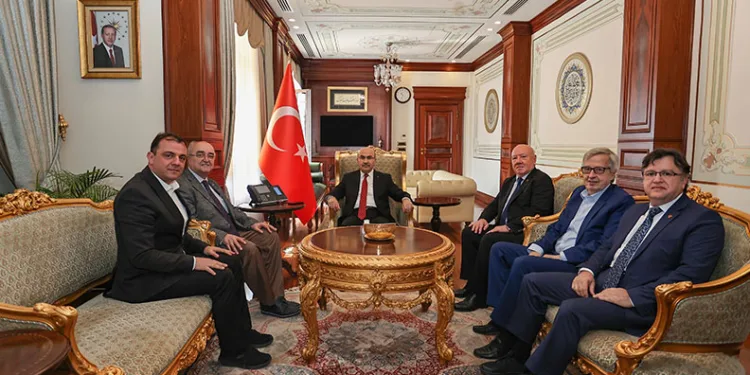 Gazeteciler Vakfı’ndan Vali Demirtaş’a ziyaret