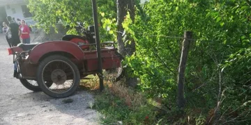 Ağaca çarpan sepetli motosikletin sürücüsü hayatını kaybetti