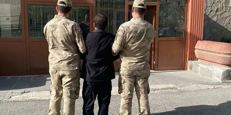 Hakkari’de 15 yıl hapis cezası bulunan şahıs yakalandı