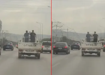 Bursa’da kamyonet kasasında halay