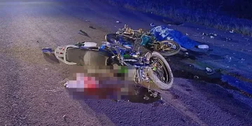 2 motosiklet kafa kafaya çarpıştı: 1 ölü, 3 yaralı