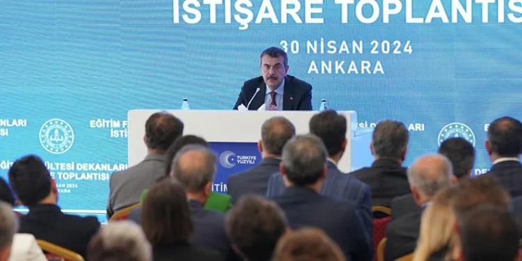 Bakan Tekin, Eğitim Fakültesi Dekanları İstişare Toplantısı’na katıldı