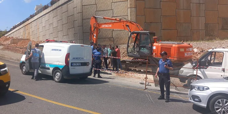 Patlayan doğal gaz hattı ekipleri alarma geçirdi