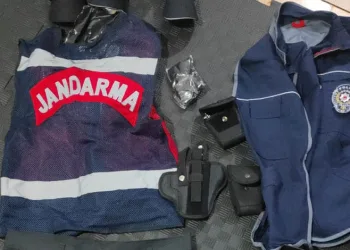 2 DEAŞ’lı, jandarma ve polis kıyafetiyle yakalandı