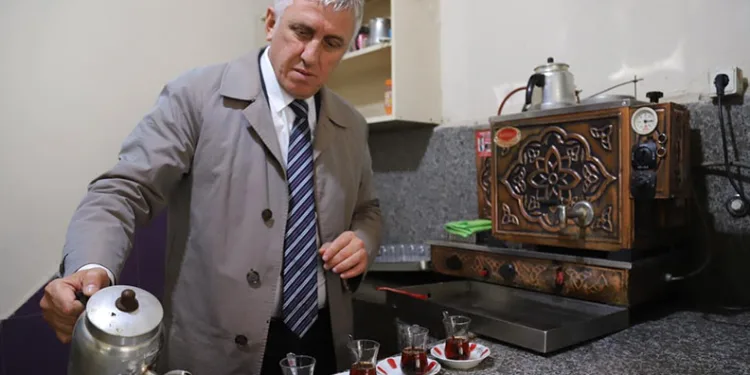 150 yıllık gelenek bozulmadı, belediye başkanı tekrar aynı aileden seçildi