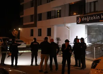 Bunalıma giren polis memuru kendini vurdu