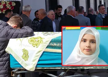 Okulun penceresinden düşen 13 yaşındaki kız hayatını kaybetti