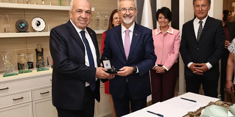 Şadi Özdemir görevi devraldı
